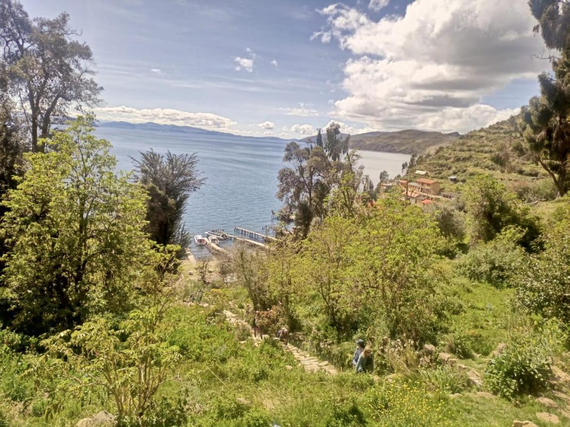 Hostal Inca Uma Comunidad Yumani Bagian luar foto