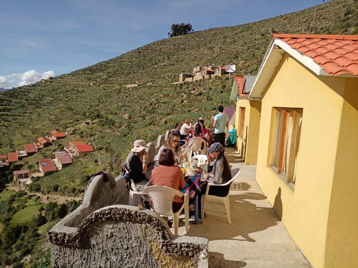 Hostal Inca Uma Comunidad Yumani Bagian luar foto