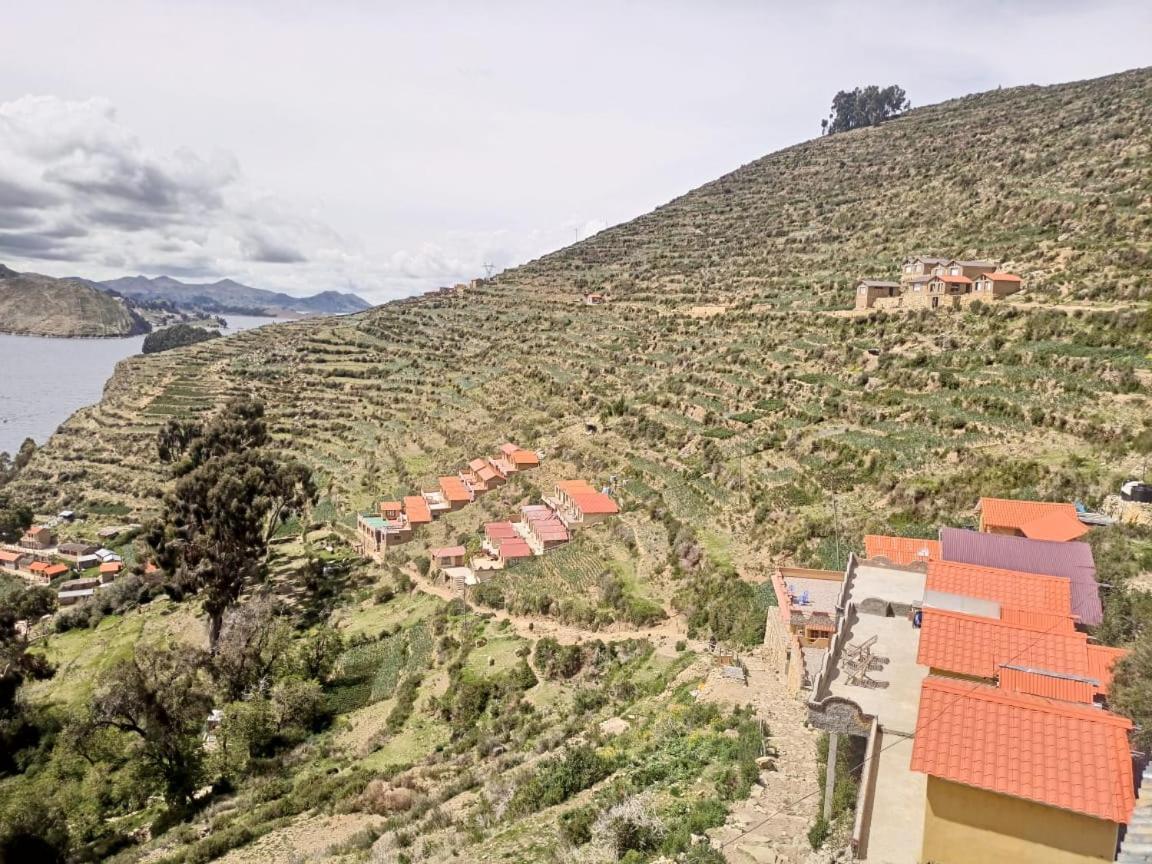 Hostal Inca Uma Comunidad Yumani Bagian luar foto