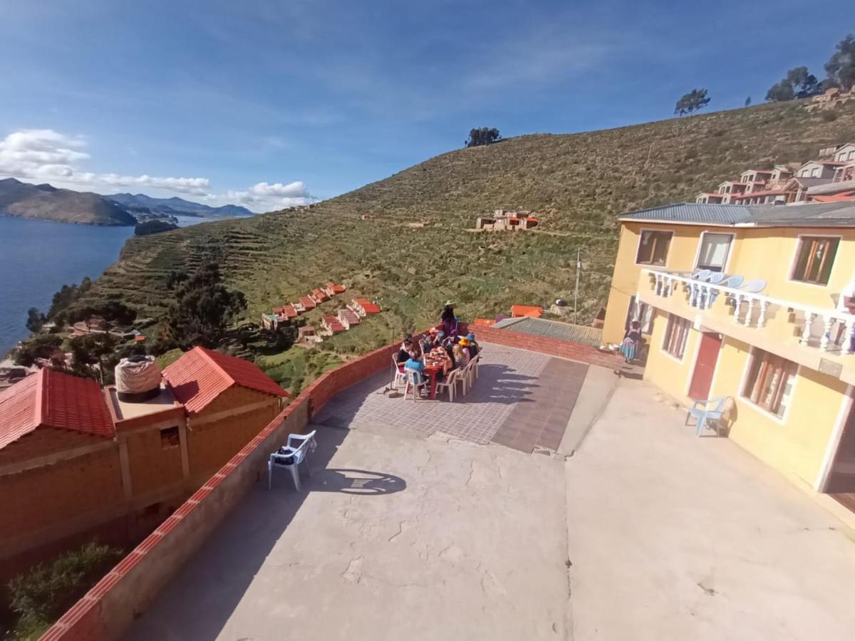 Hostal Inca Uma Comunidad Yumani Bagian luar foto