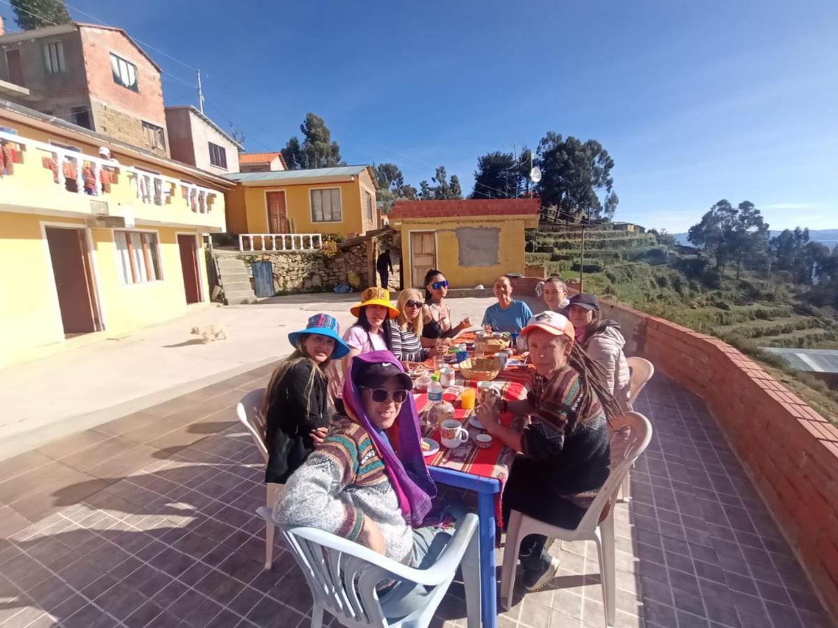 Hostal Inca Uma Comunidad Yumani Bagian luar foto
